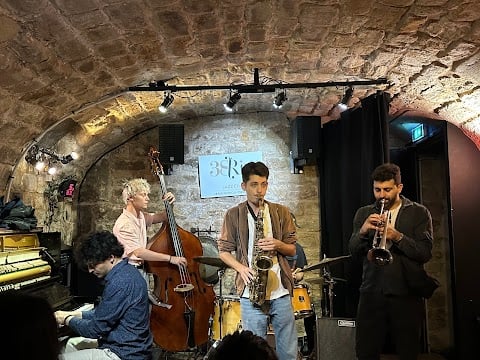 LOWN Trio Performance 5
